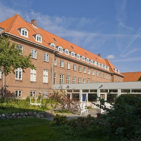 Emmaus Hostel Haslev エクステリア 写真
