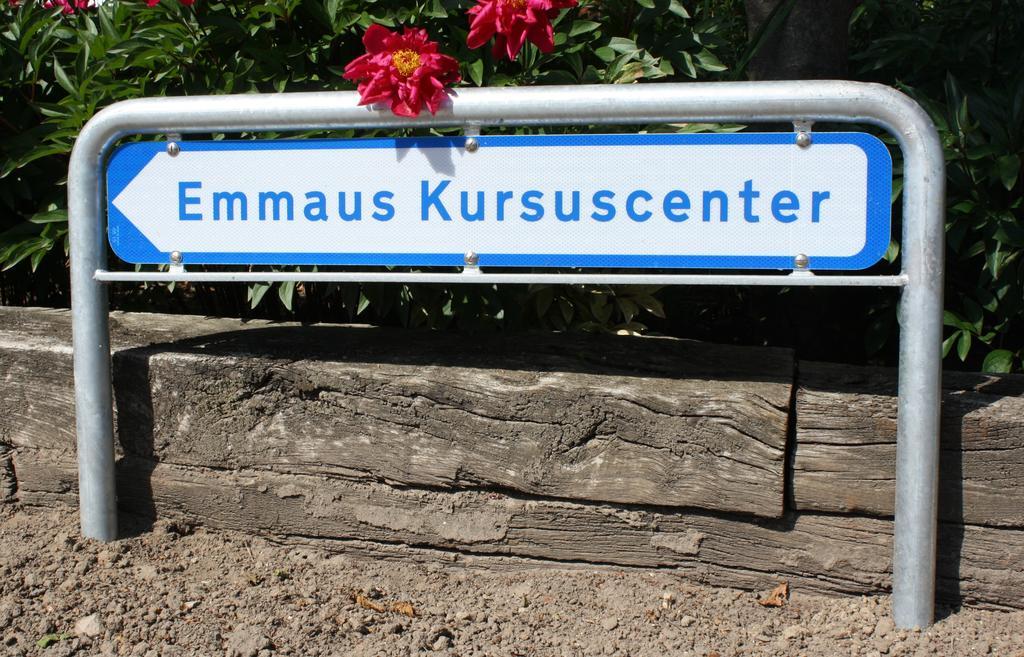 Emmaus Hostel Haslev エクステリア 写真