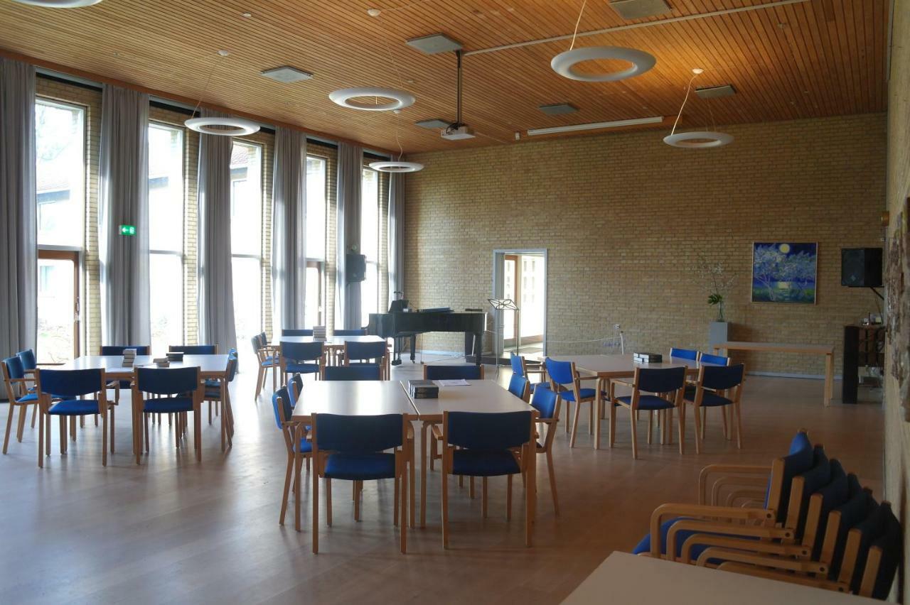 Emmaus Hostel Haslev エクステリア 写真